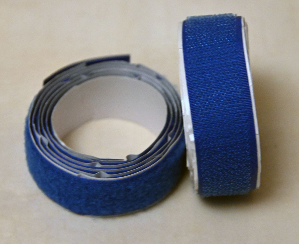 Velcro 25mm x  1meter Blue New