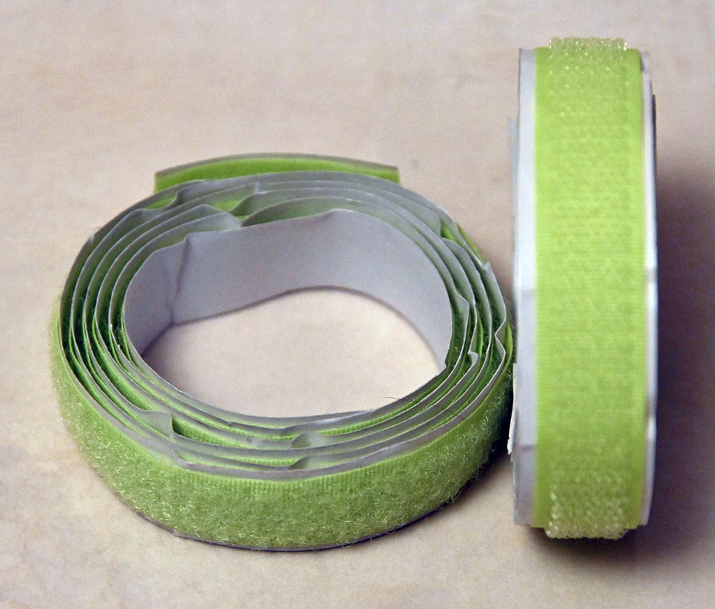 Velcro 16mm x  1meter Green New