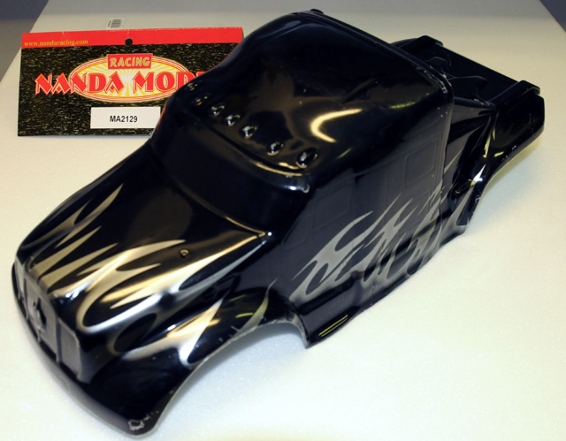 NANDA MA2129  1/8 MONSTER, SAVAGE Body Shell (Black/Silver)